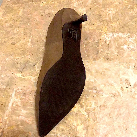 🔥Brown suede leather kitten heel pointy toe pump🦋 - Picture 4 of 4